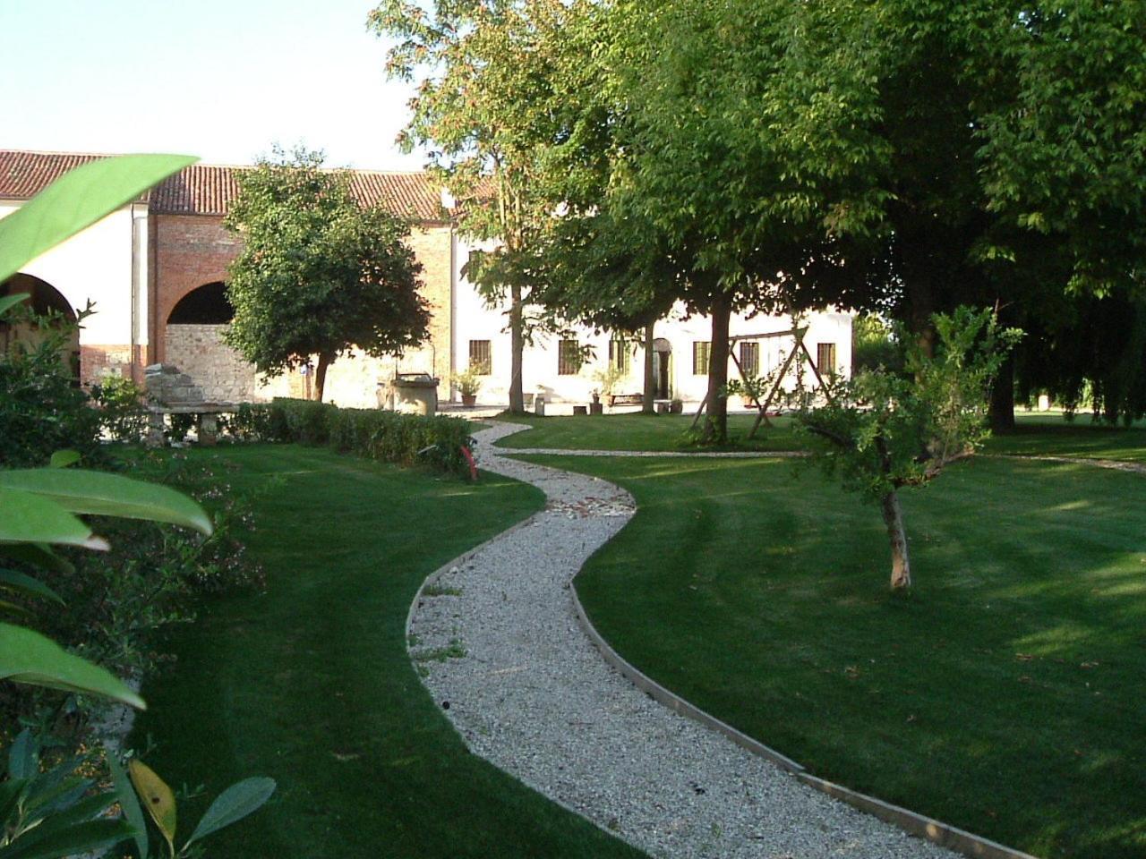 Apartment La Sophora Montegaldella